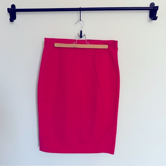 Roland Mouret x Banana Republic stretch midi pencil skirt. - Picture 3 of 7
